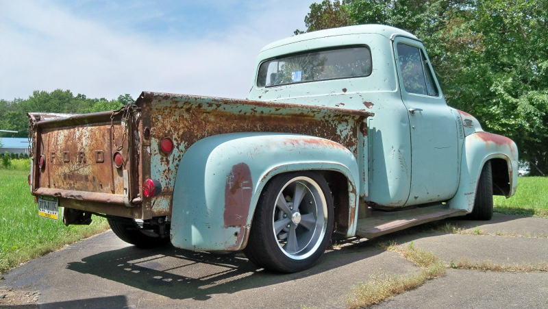 Illustration for article titled Forget The Ford F150, This Is The Coolest Cheap Truck You Can Buy Today